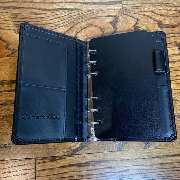 FranklinCovey Black Leather Pocket Size 6-Ring Binder Planner Organizer